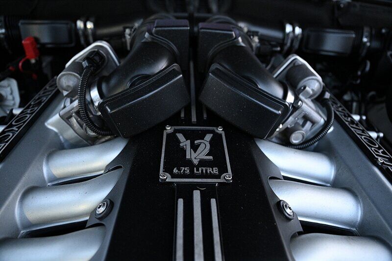 2012 Rolls-Royce Phantom 12