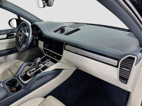 2023 Porsche Cayenne
