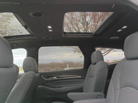 2022 Buick Enclave Essence