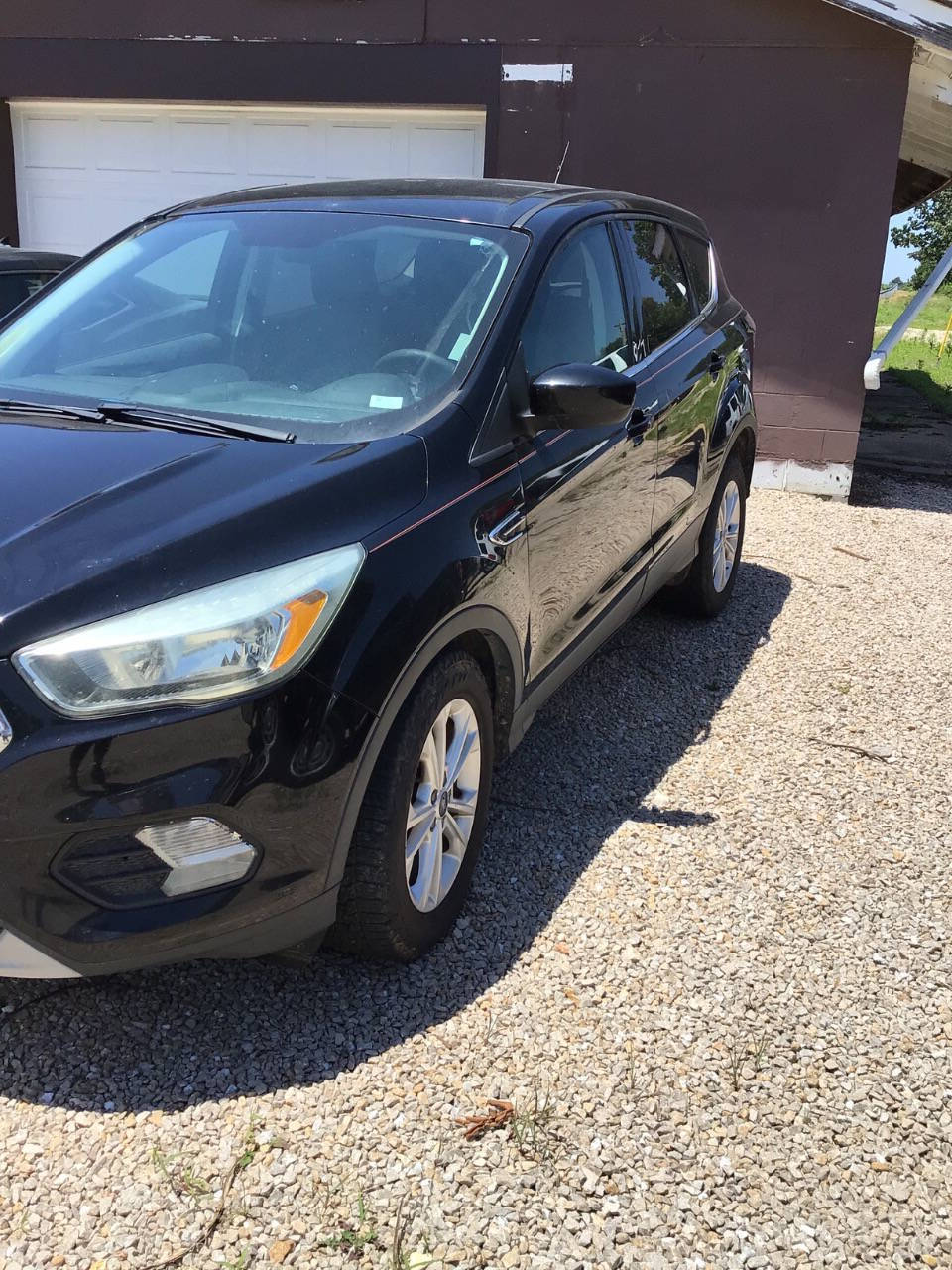 Black 2017 Ford Escape SE SE 4dr SUV 2