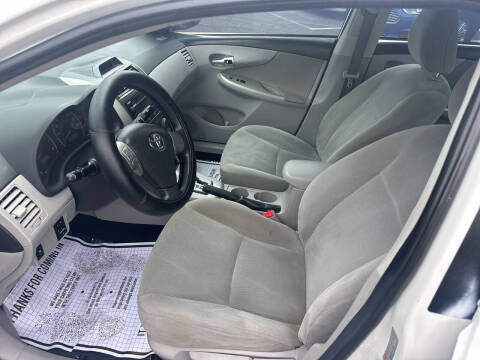 2012 Toyota Corolla LE