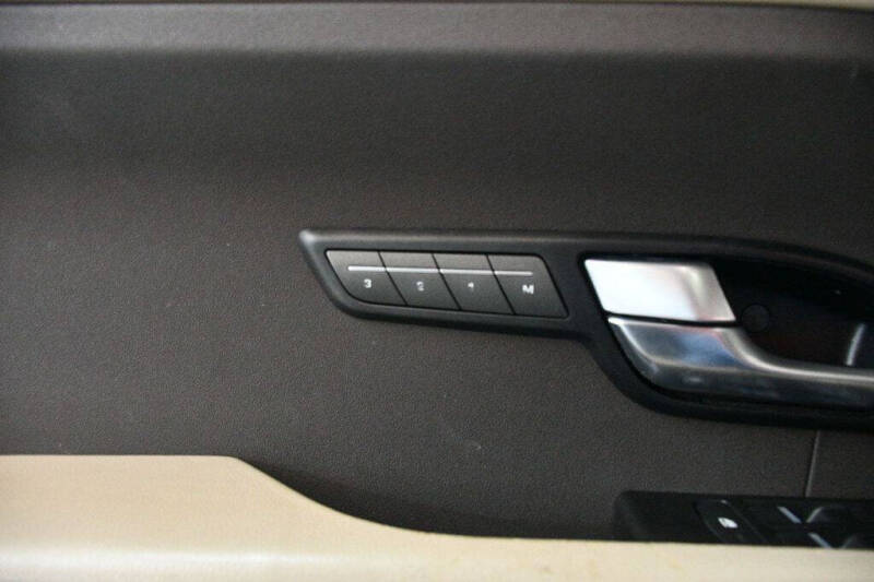 2015 Land Rover Range Rover Evoque Pure Plus