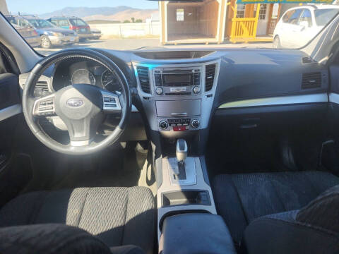 2012 Subaru Outback 2.5i Premium