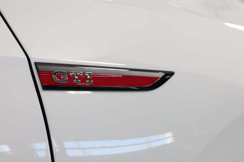 2023 Volkswagen Golf GTI