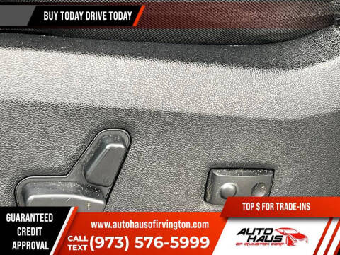 2013 Chrysler Town and Country Touring-L