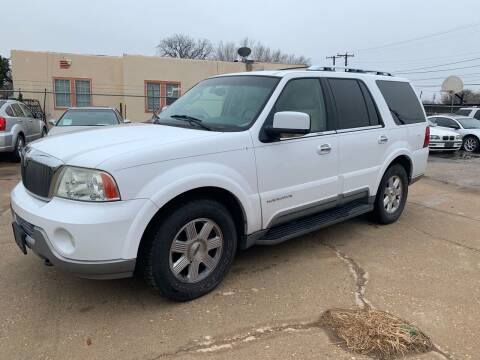 2003 Lincoln Navigator for sale at FIRST CHOICE MOTORS in Lubbock TX
