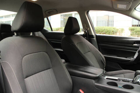 2022 Nissan Altima 2.5 S