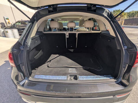 2022 Mercedes-Benz GLC GLC 300