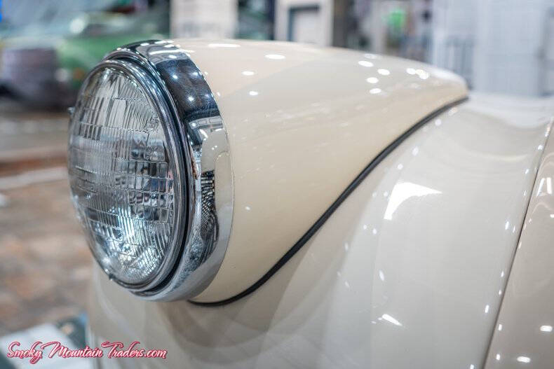 1940 Chevrolet Deluxe