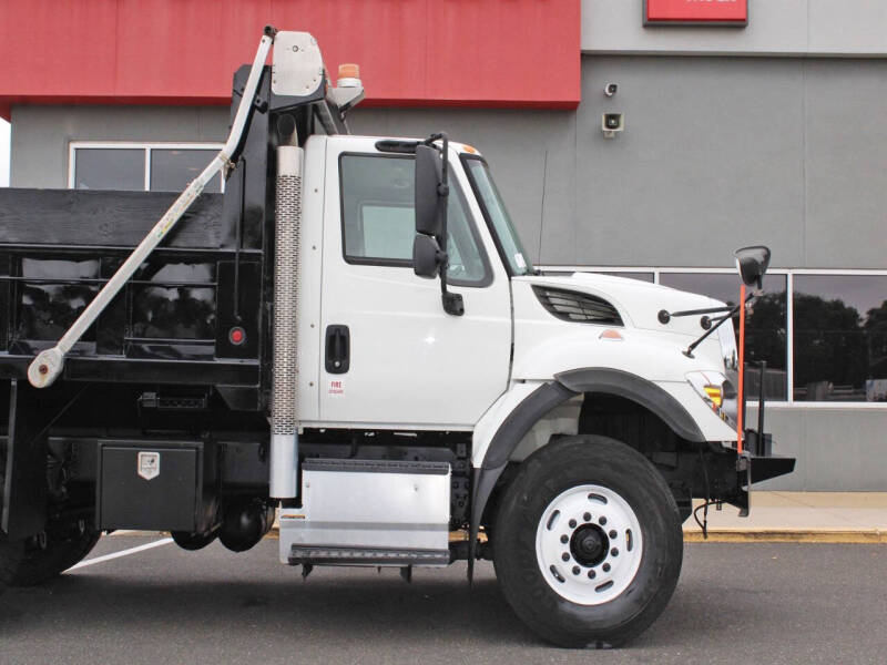 2016 International WorkStar 7400