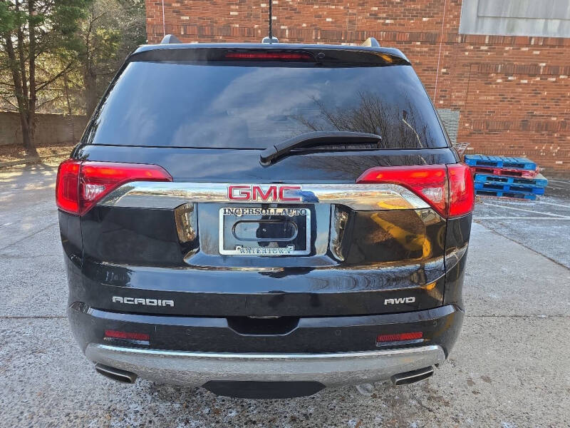 2017 GMC Acadia Denali