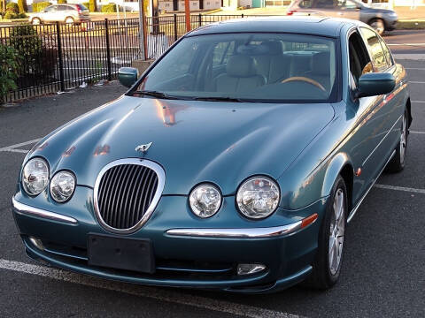 2000 Jaguar S-Type for sale at MAGIC AUTO SALES in Little Ferry NJ