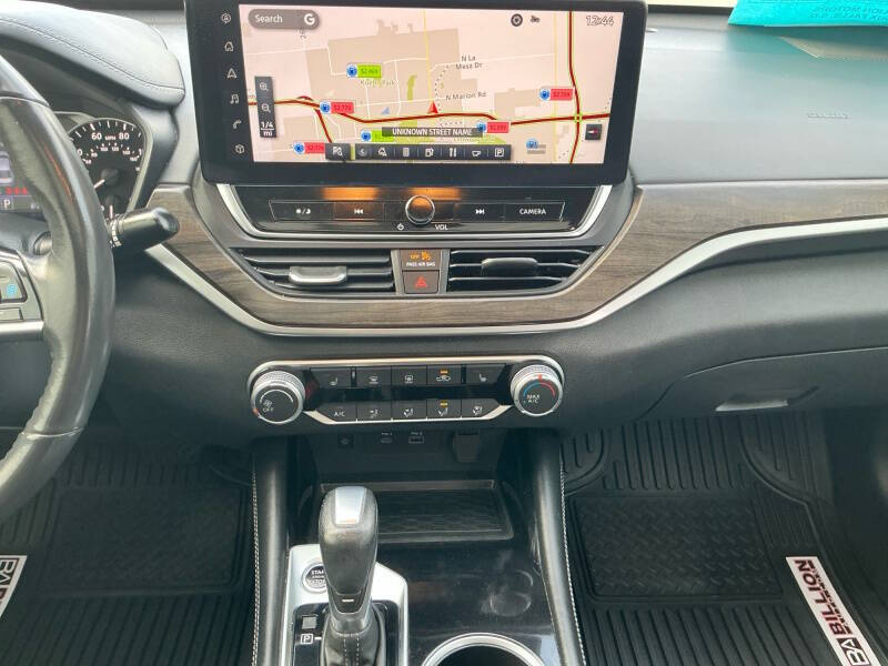 2023 Nissan Altima 2.5 SV