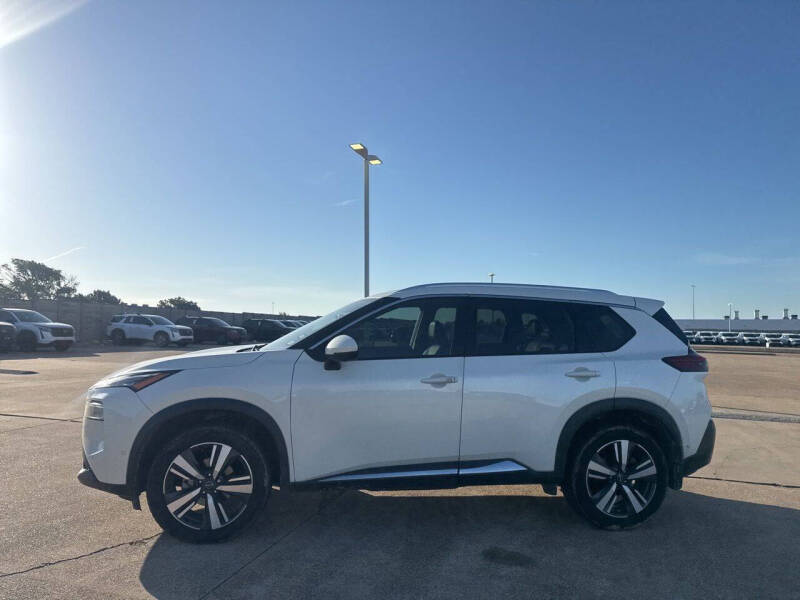 2023 Nissan Rogue SL