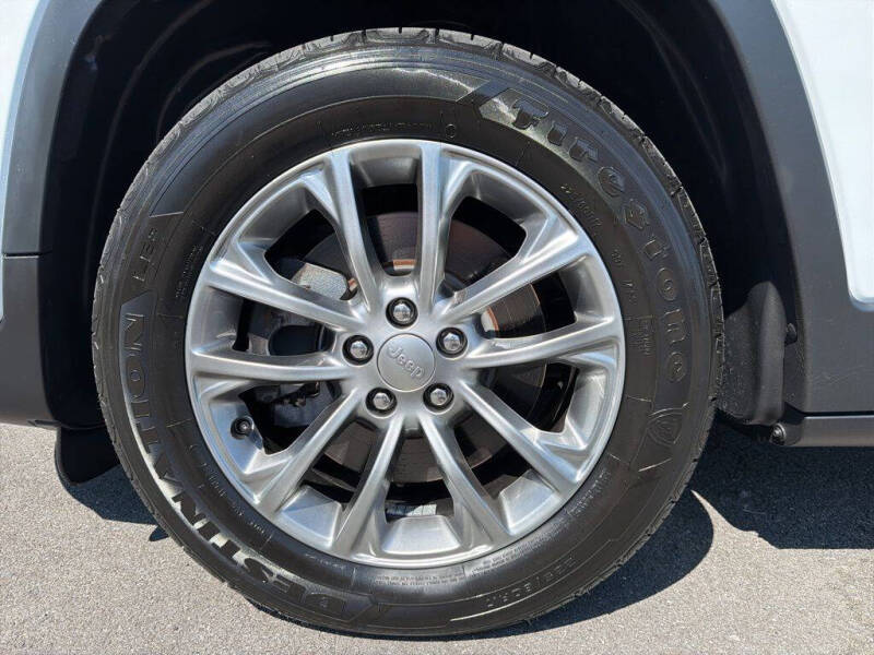 2021 Jeep Cherokee Latitude Plus