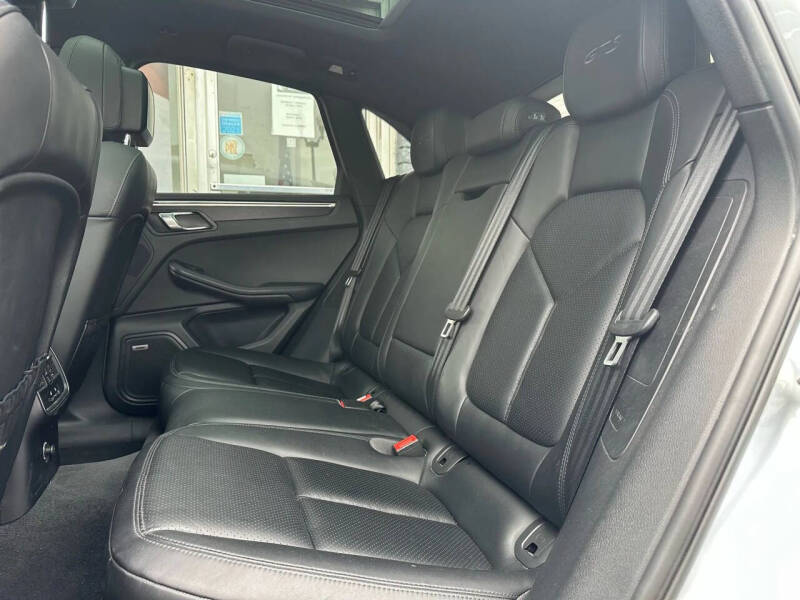 2017 Porsche Macan GTS