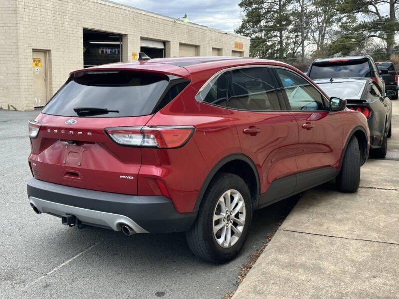 2021 Ford Escape SE