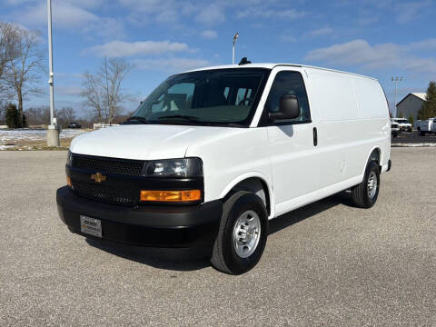 2025 Chevrolet Express 2500