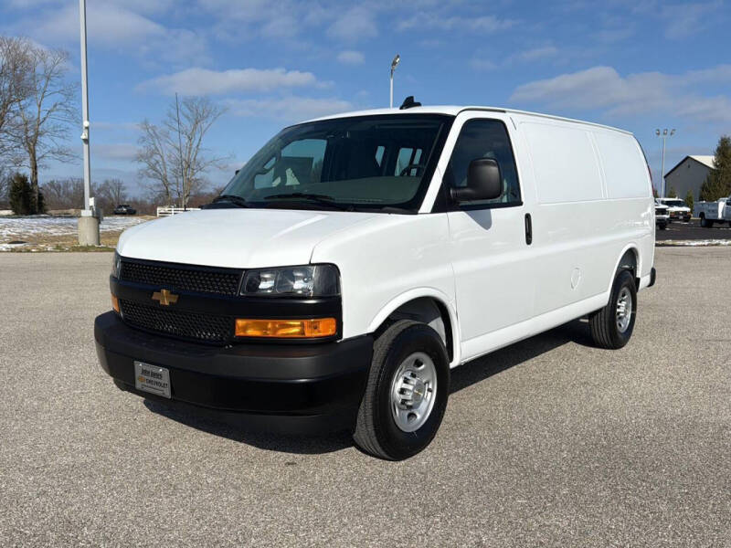 2025 Chevrolet Express 2500
