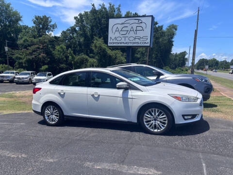 2017 Ford Focus Titanium