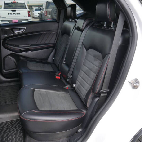 2021 Ford Edge ST-Line