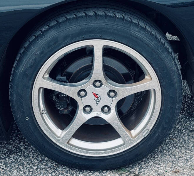 2004 Chevrolet Corvette
