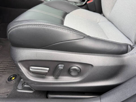 2025 Toyota Corolla Hatchback XSE