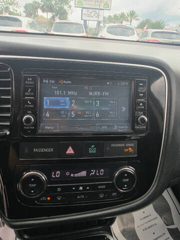 2018 Mitsubishi Outlander ES