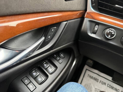 2019 Cadillac Escalade Luxury