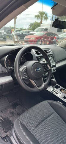 2019 Subaru Outback 2.5i