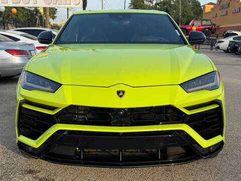 2022 Lamborghini Urus