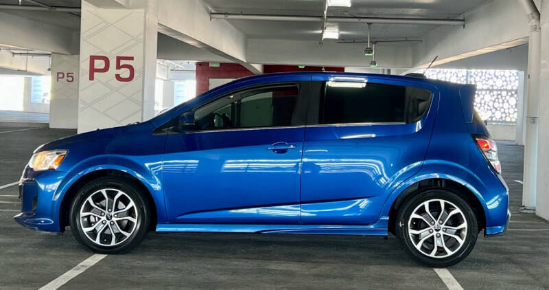 2018 Chevrolet Sonic LT photo 10