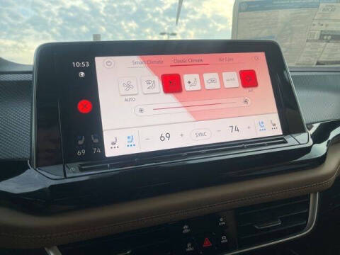 2026 Volkswagen Atlas Cross Sport SEL R-Line Black 4Motion