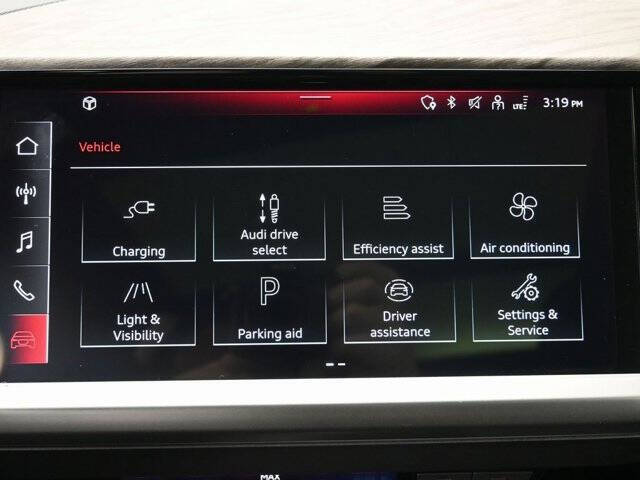 2024 Audi Q4 e-tron quattro Premium 50