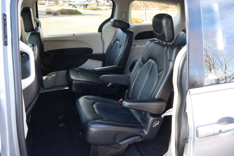 2021 Chrysler Voyager LXi