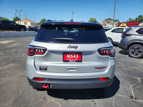 2025 Jeep Compass Trailhawk