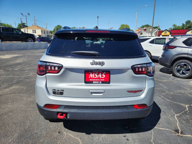 2025 Jeep Compass Trailhawk