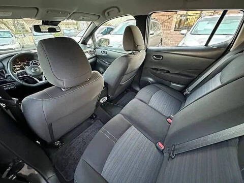 2020 Nissan LEAF SV