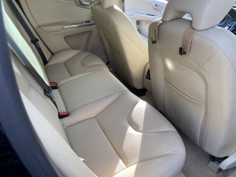 2016 Volvo XC60 T5 Premier