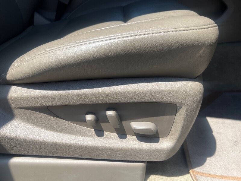 2016 GMC Yukon XL SLT