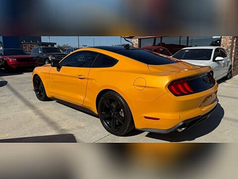 2022 Ford Mustang