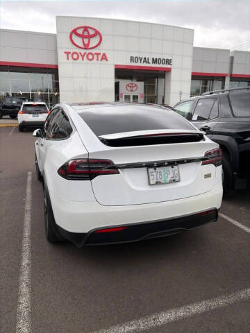 2023 Tesla Model X Standard Range