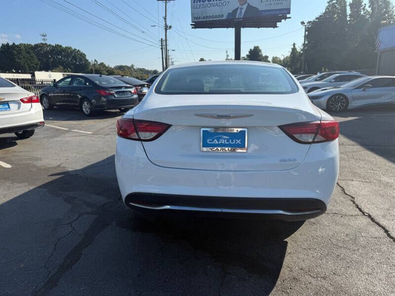 2015 Chrysler 200 Limited