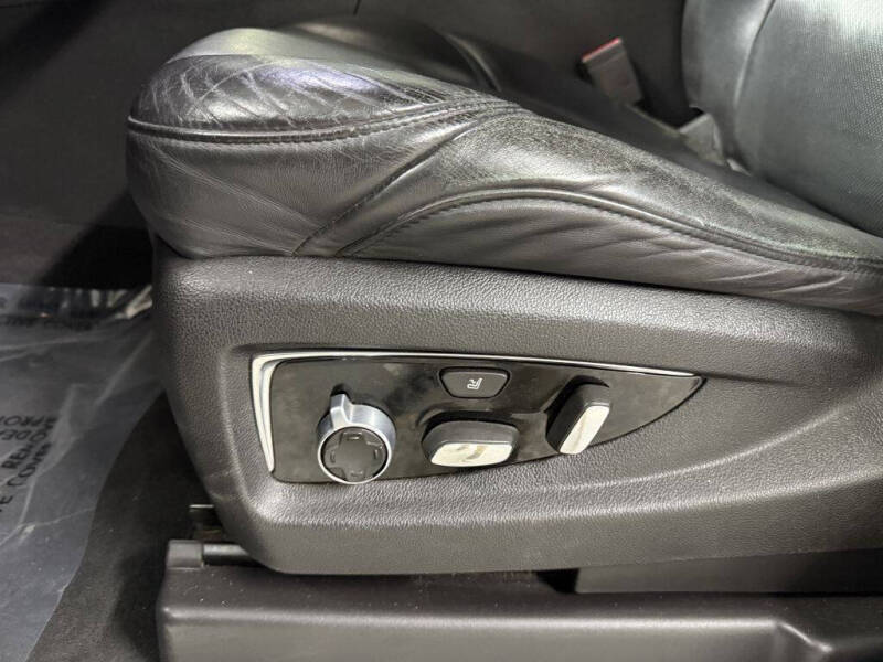 2016 Cadillac Escalade ESV Platinum