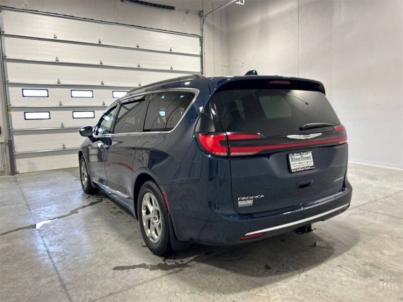 2022 Chrysler Pacifica Limited