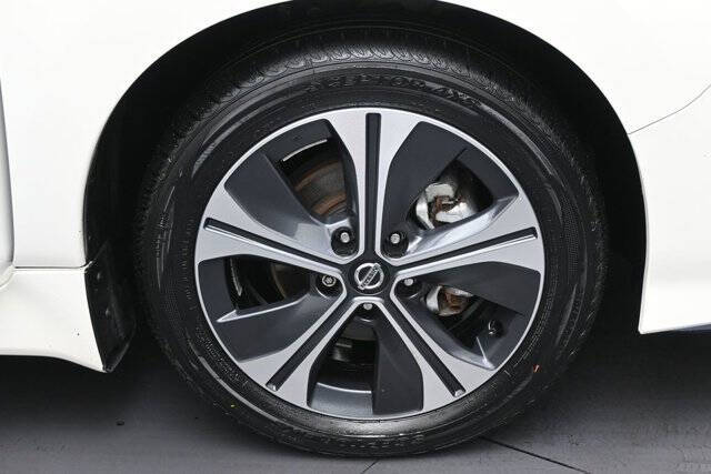 2021 Nissan LEAF SL PLUS