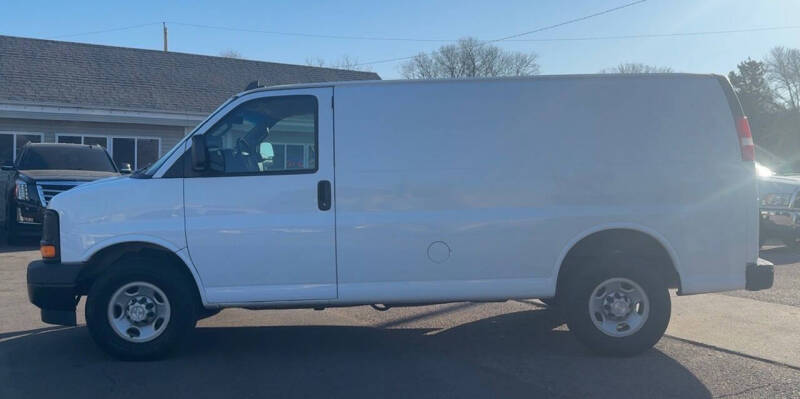 2017 Chevrolet Express 2500