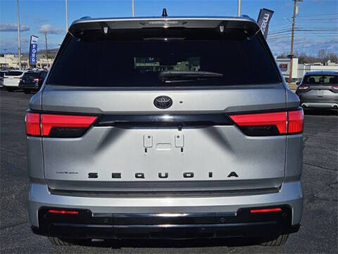 2024 Toyota Sequoia Platinum