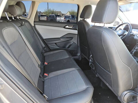 2022 Volkswagen Taos SE