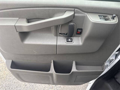 2023 GMC Savana 2500